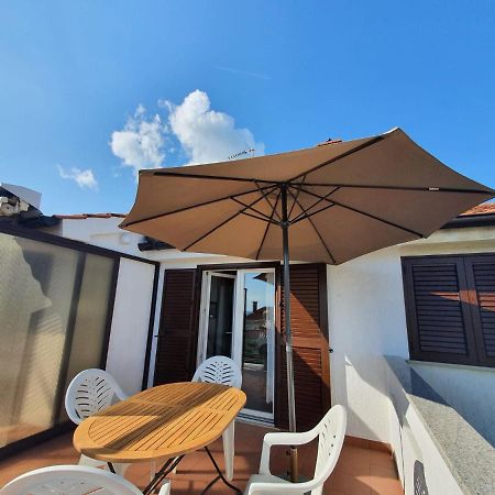 Apartment With Terace And Sea View Marica Krk Town Bagian luar foto
