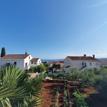 Apartment With Terace And Sea View Marica Krk Town Bagian luar foto