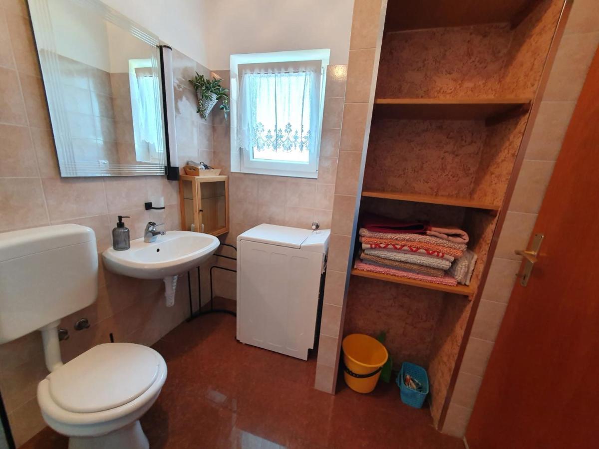 Apartment With Terace And Sea View Marica Krk Town Bagian luar foto